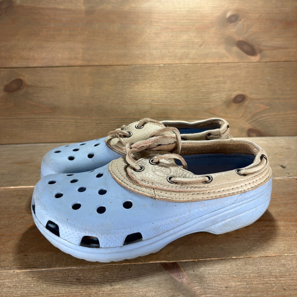 Crocs Islander Pitcrew Womens size 6 shoes Blue Leather Boat Shoe Clogs